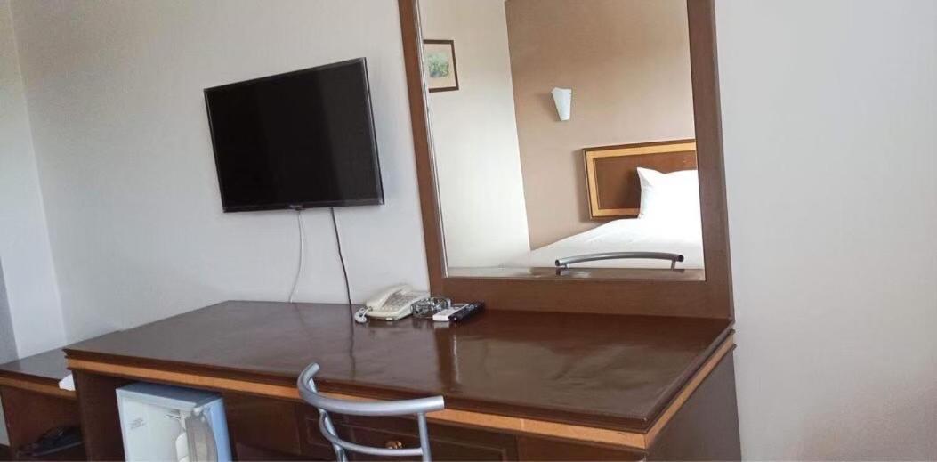 KP hotel Kumphawapi Exteriér fotografie