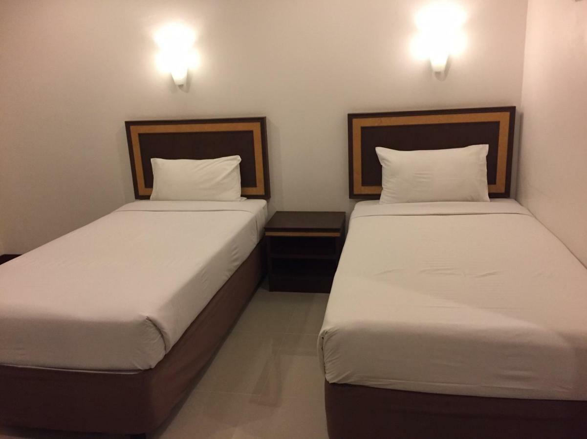 KP hotel Kumphawapi Exteriér fotografie