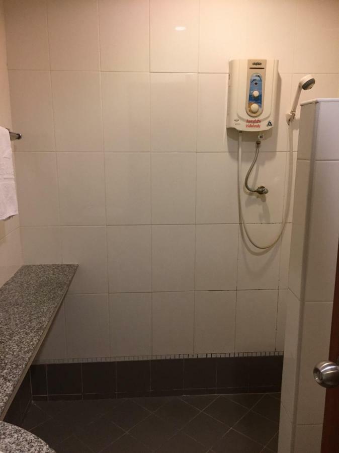 KP hotel Kumphawapi Exteriér fotografie